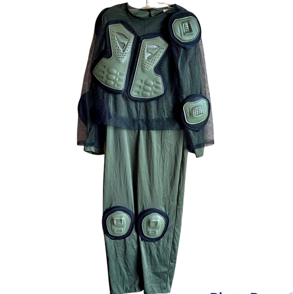 Army Soldier Superhero Costume With Helmet - Size 10-12 NWT - Picture 2 of 5